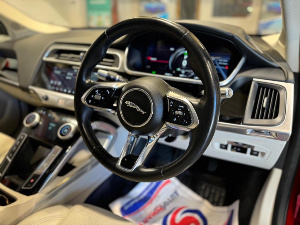 JAGUAR I-Pace