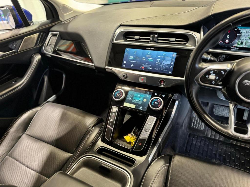 JAGUAR I-Pace