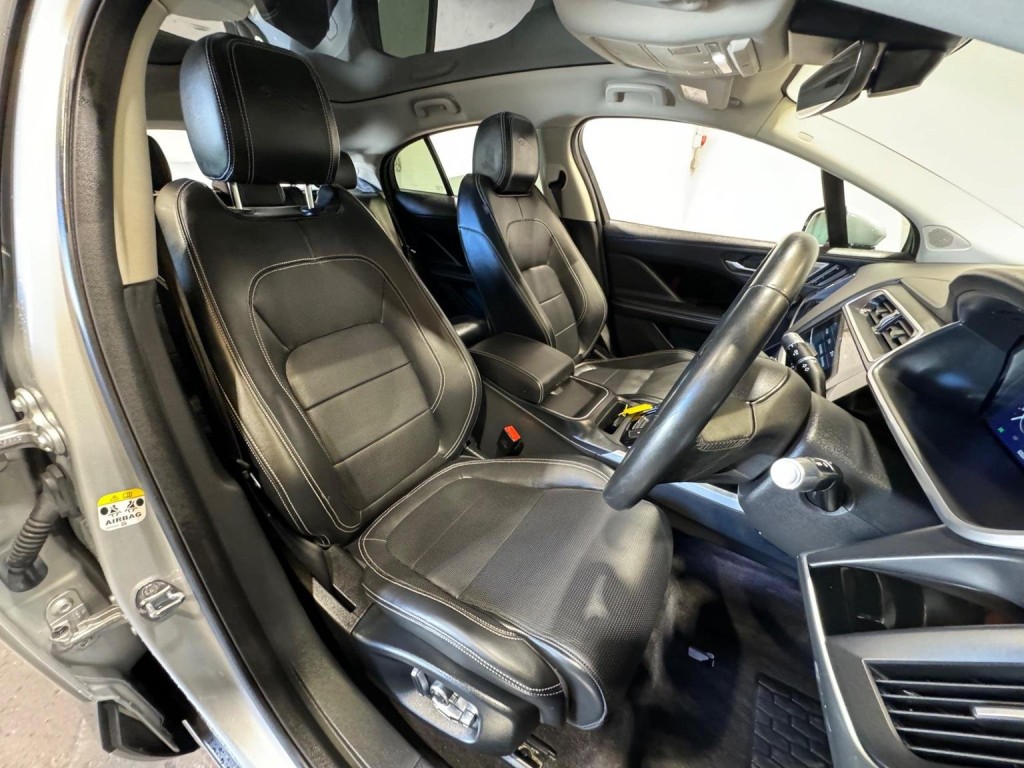 JAGUAR I-Pace