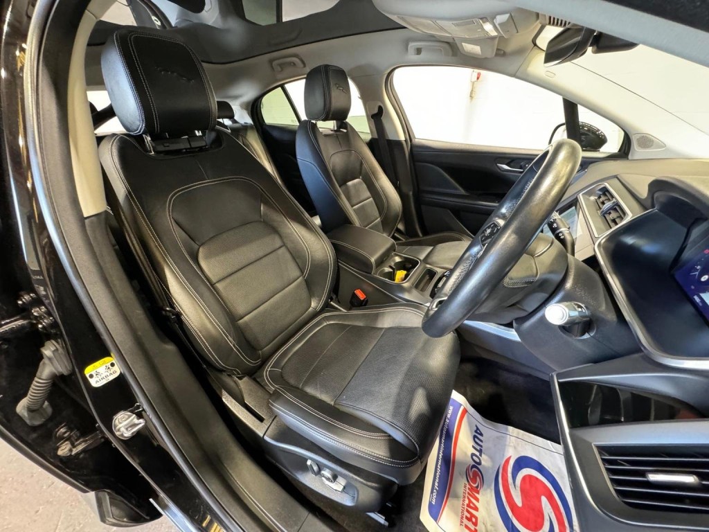 JAGUAR I-Pace