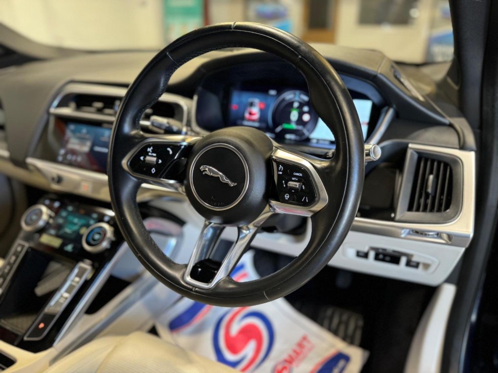JAGUAR I-Pace