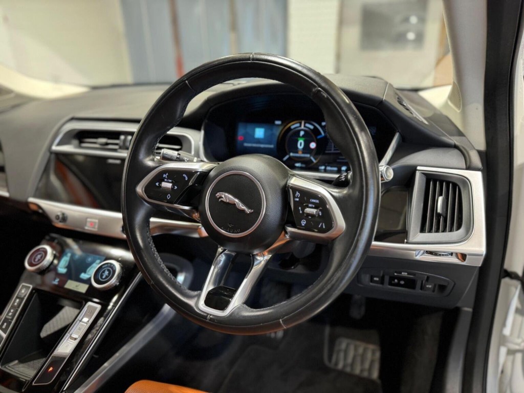 JAGUAR I-Pace
