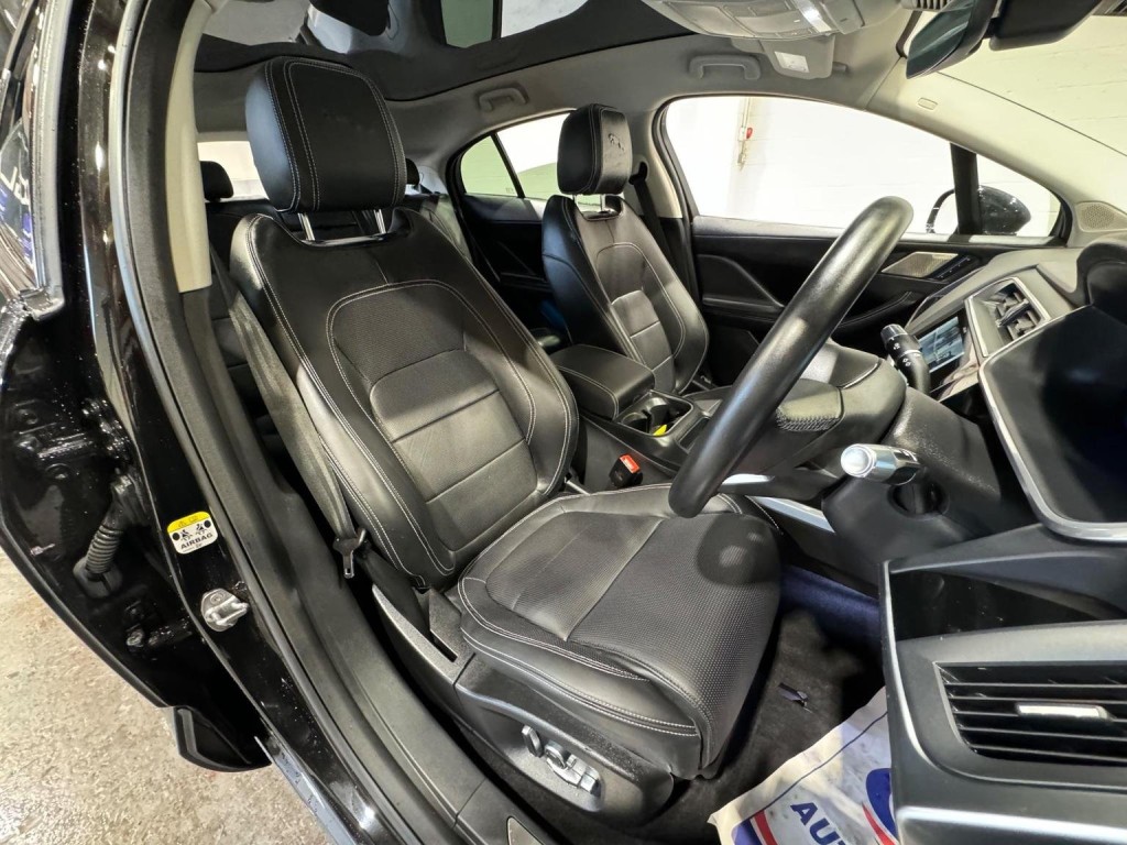 JAGUAR I-Pace