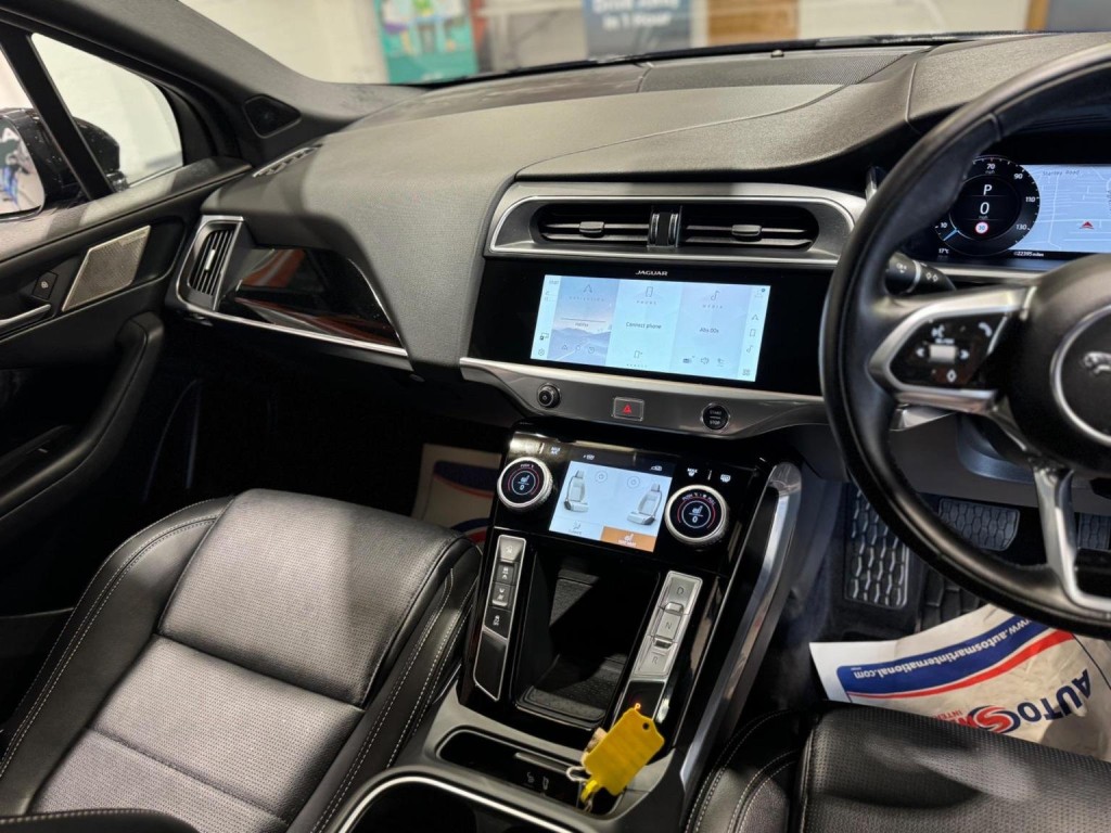 JAGUAR I-Pace