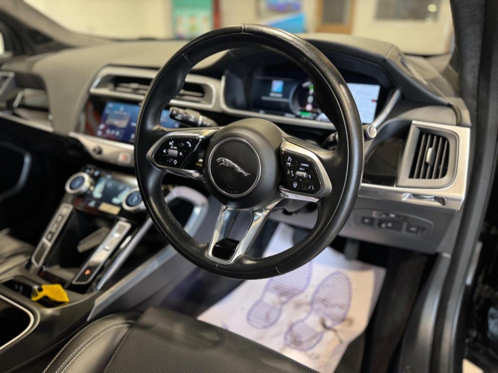 JAGUAR I-Pace