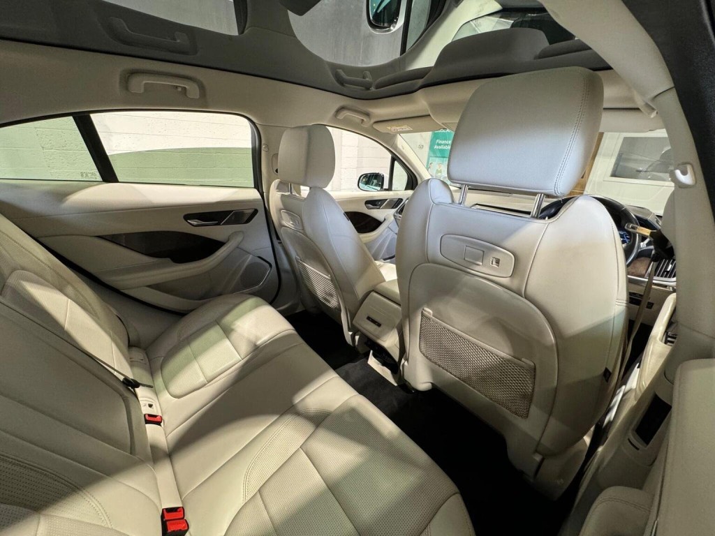 JAGUAR I-Pace