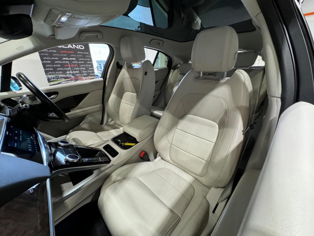 JAGUAR I-Pace