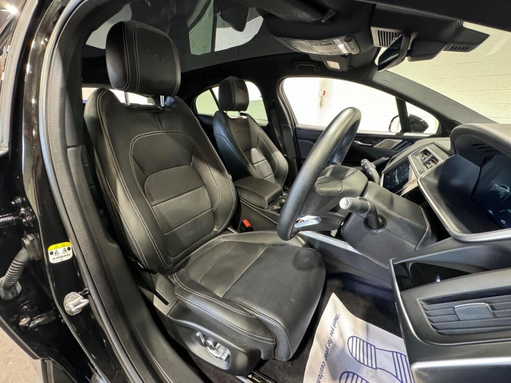 JAGUAR I-Pace