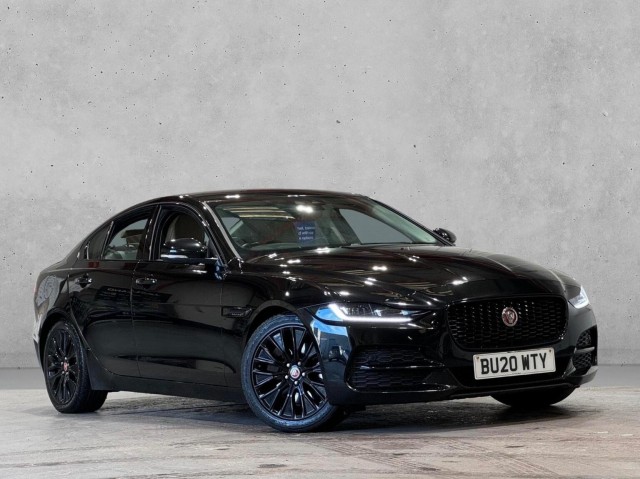 JAGUAR XE