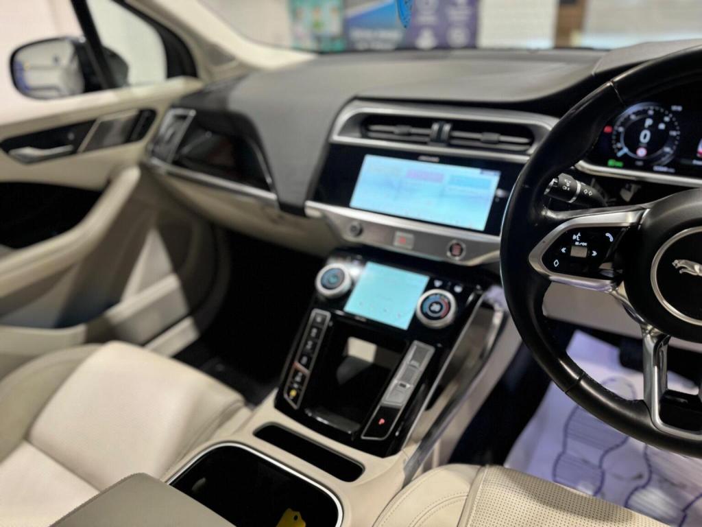 JAGUAR I-Pace