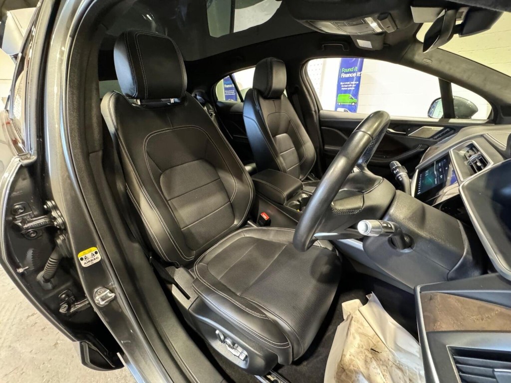 JAGUAR I-Pace