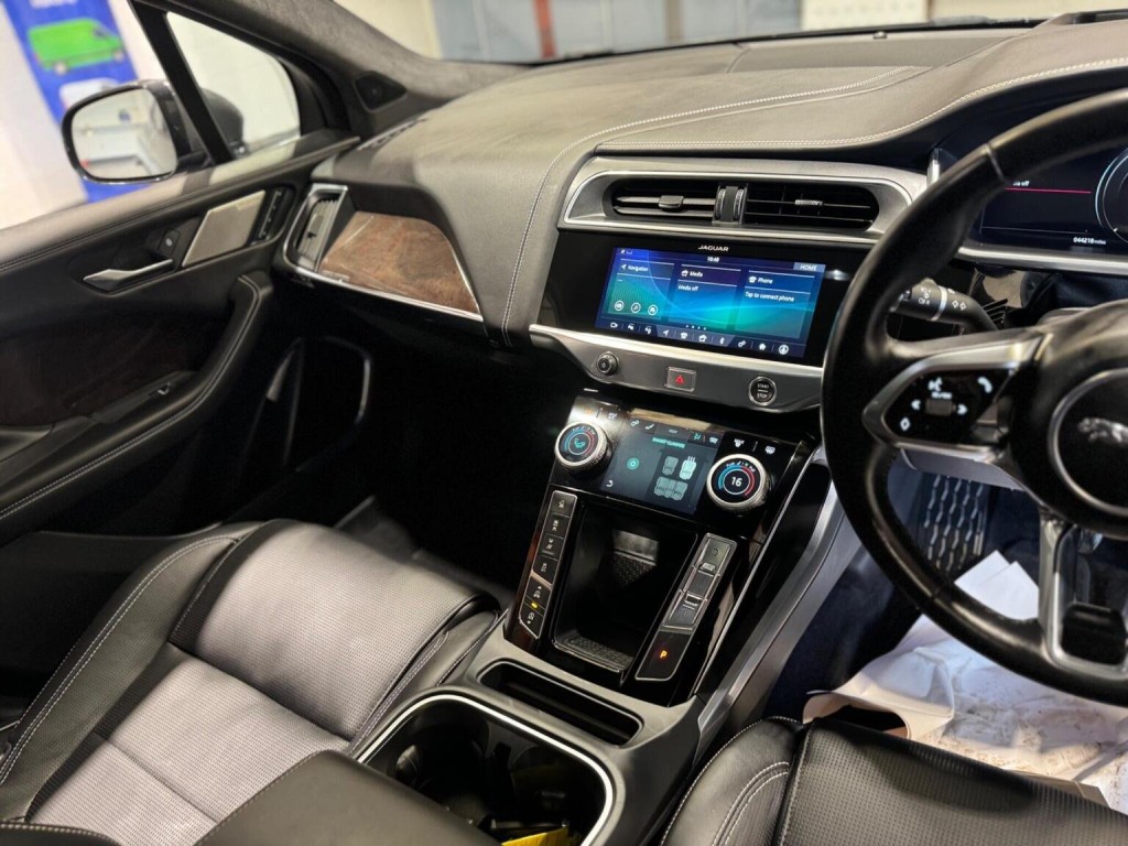 JAGUAR I-Pace