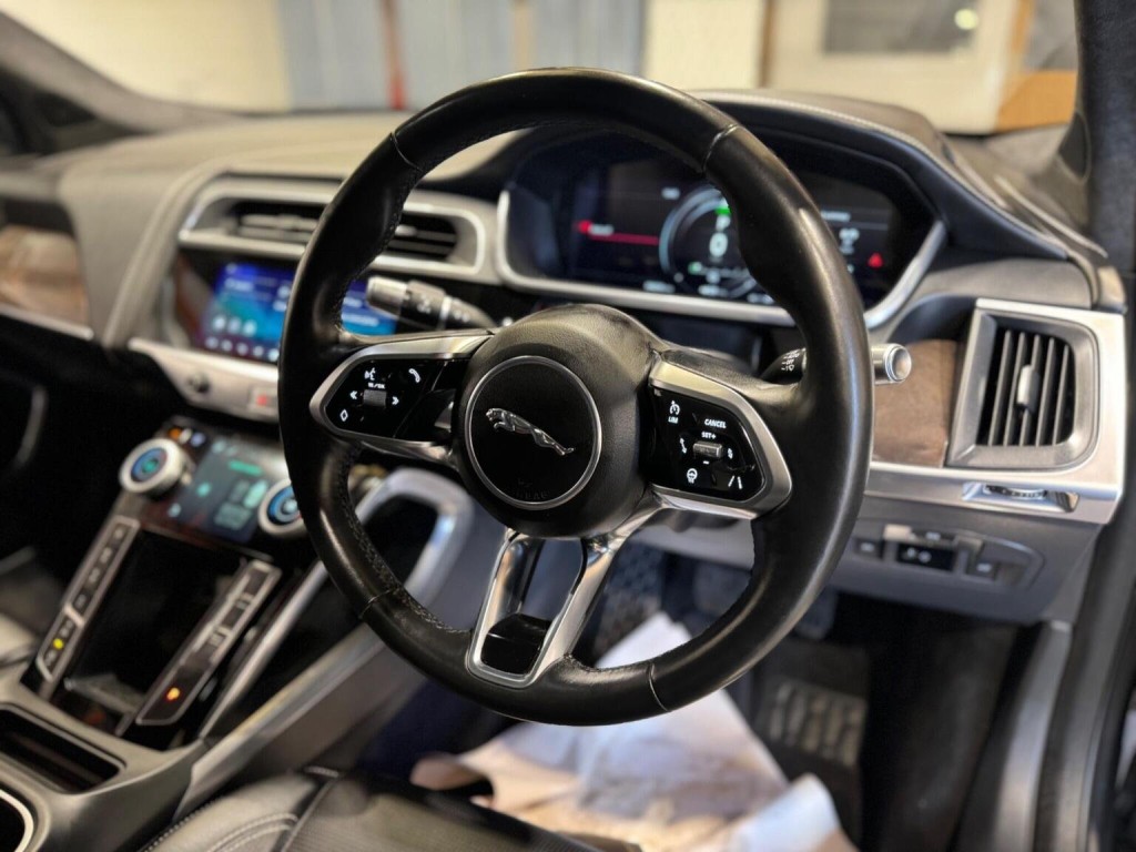 JAGUAR I-Pace