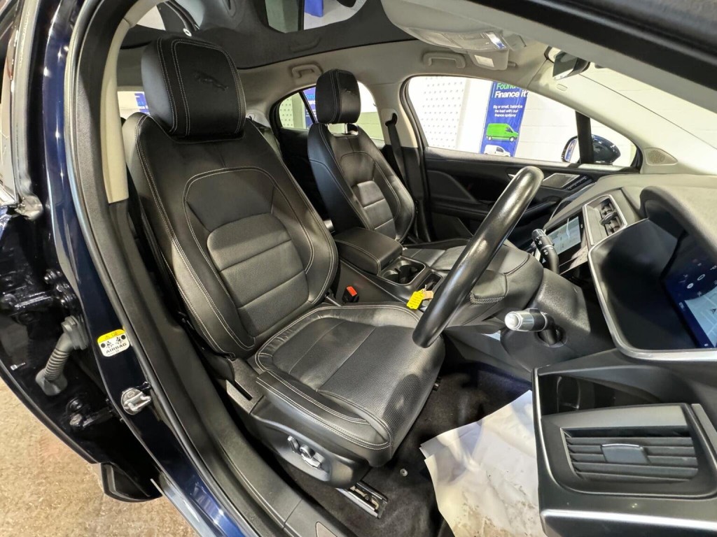 JAGUAR I-Pace