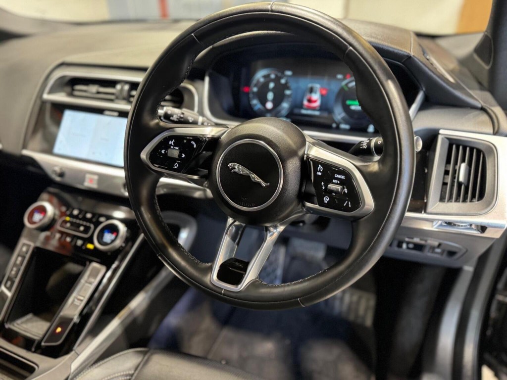 JAGUAR I-Pace