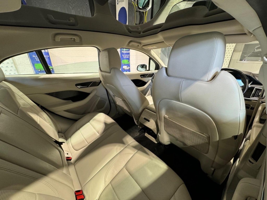 JAGUAR I-Pace
