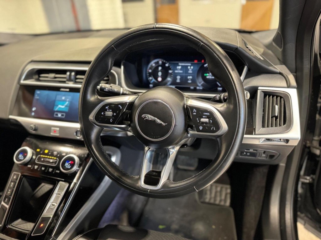 JAGUAR I-Pace