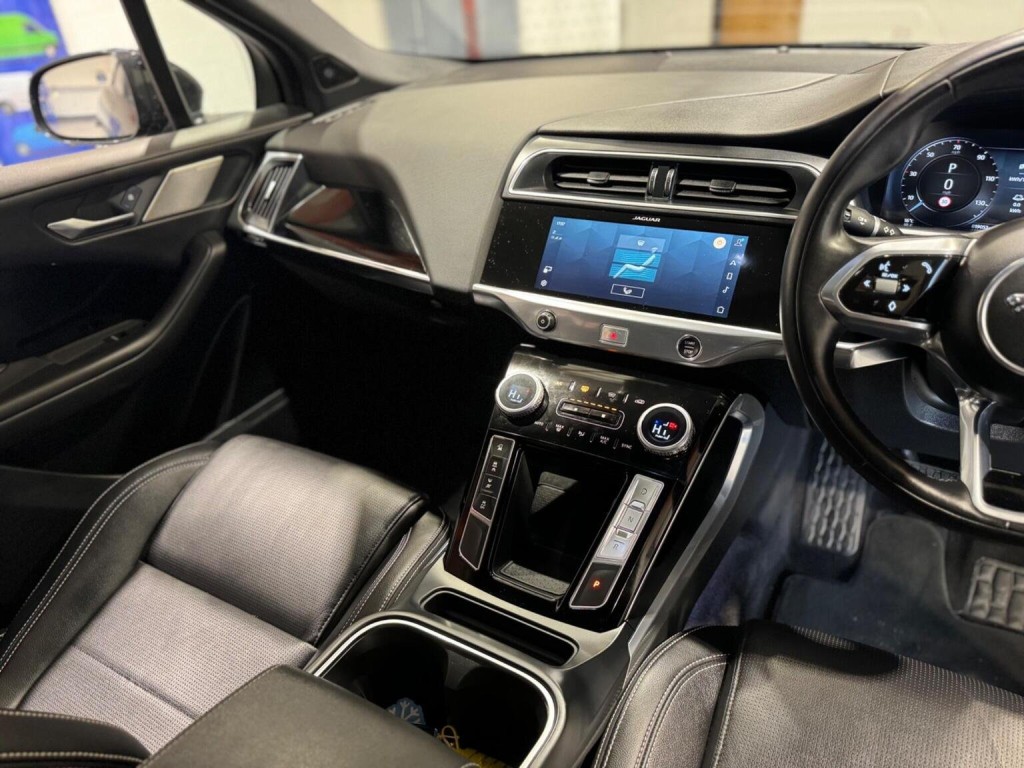 JAGUAR I-Pace