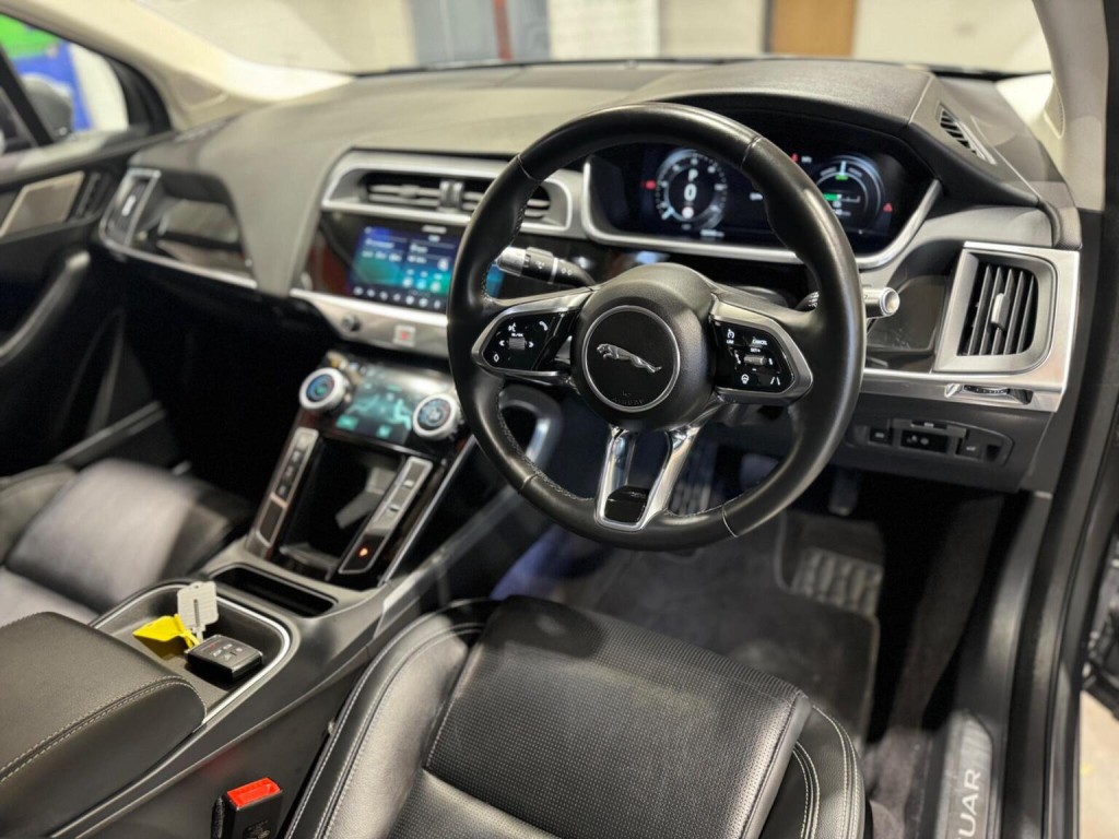 JAGUAR I-Pace