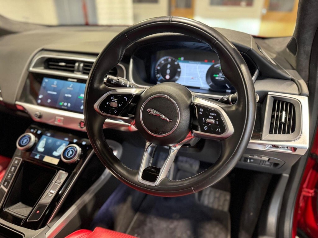 JAGUAR I-Pace