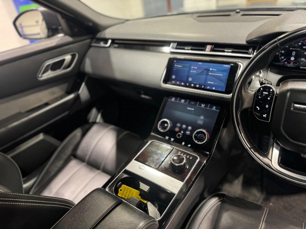 LAND ROVER RANGE ROVER VELAR