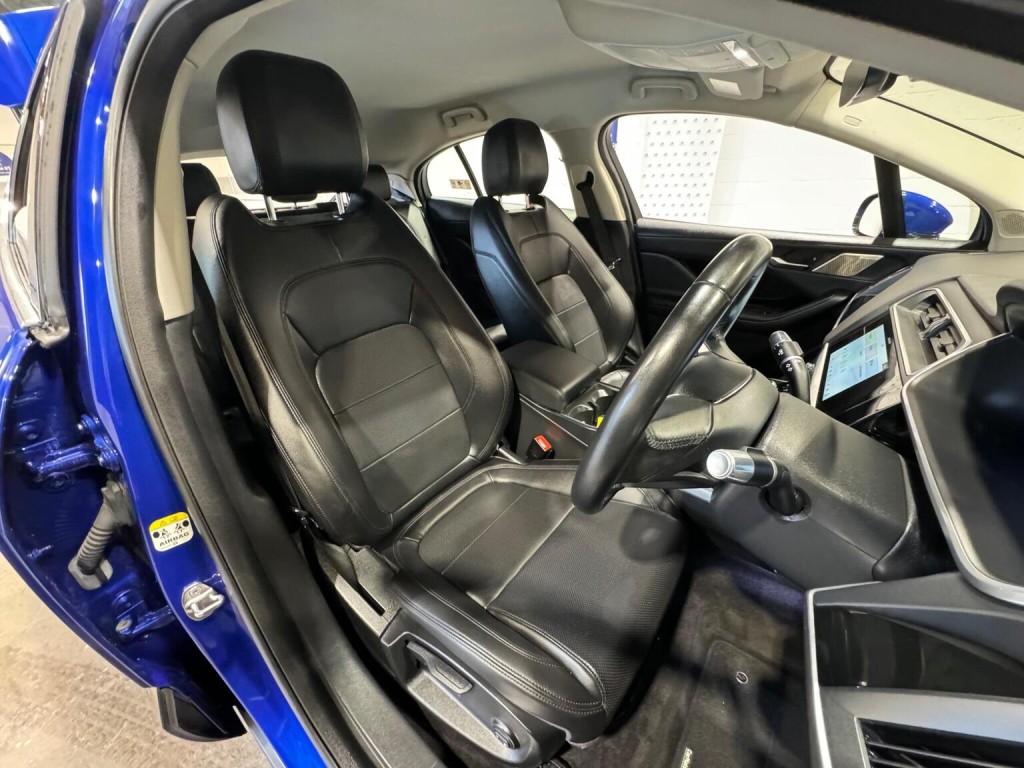 JAGUAR I-Pace
