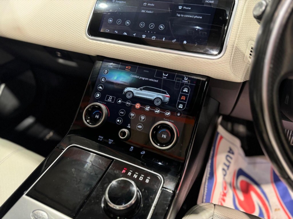 LAND ROVER RANGE ROVER VELAR