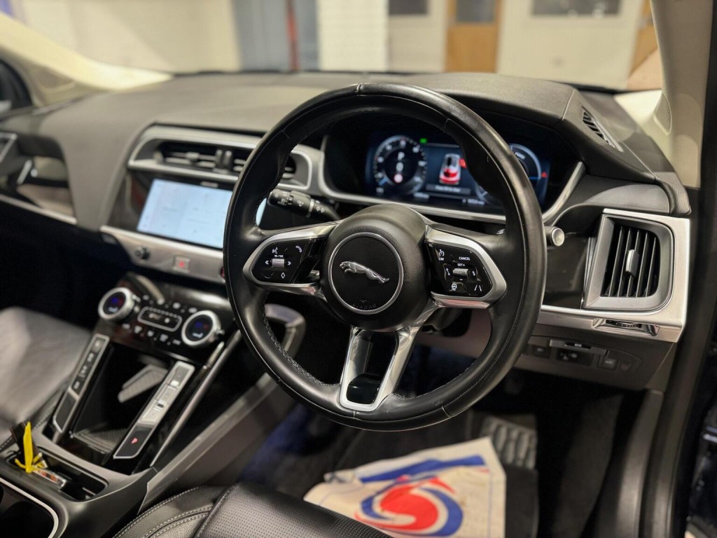 JAGUAR I-Pace