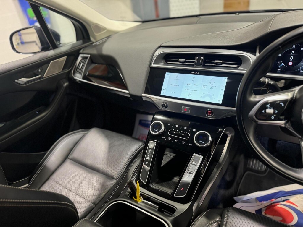 JAGUAR I-Pace