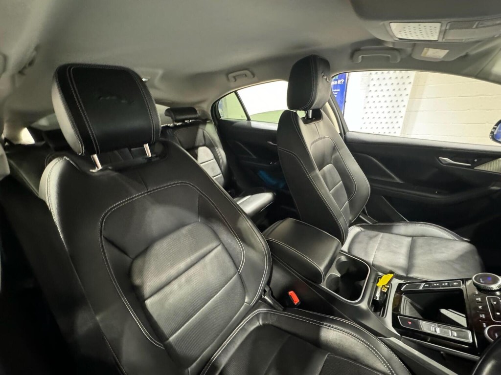 JAGUAR I-Pace