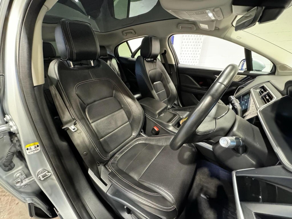 JAGUAR I-Pace