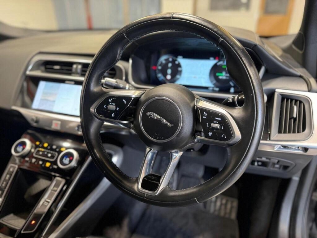 JAGUAR I-Pace