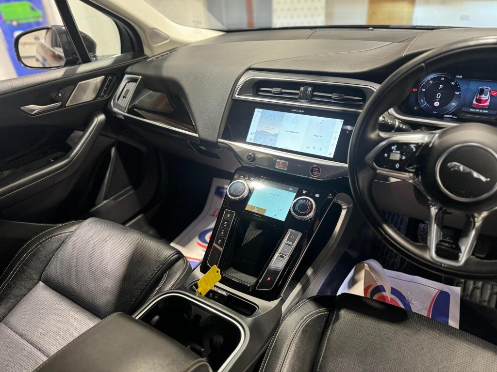 JAGUAR I-Pace