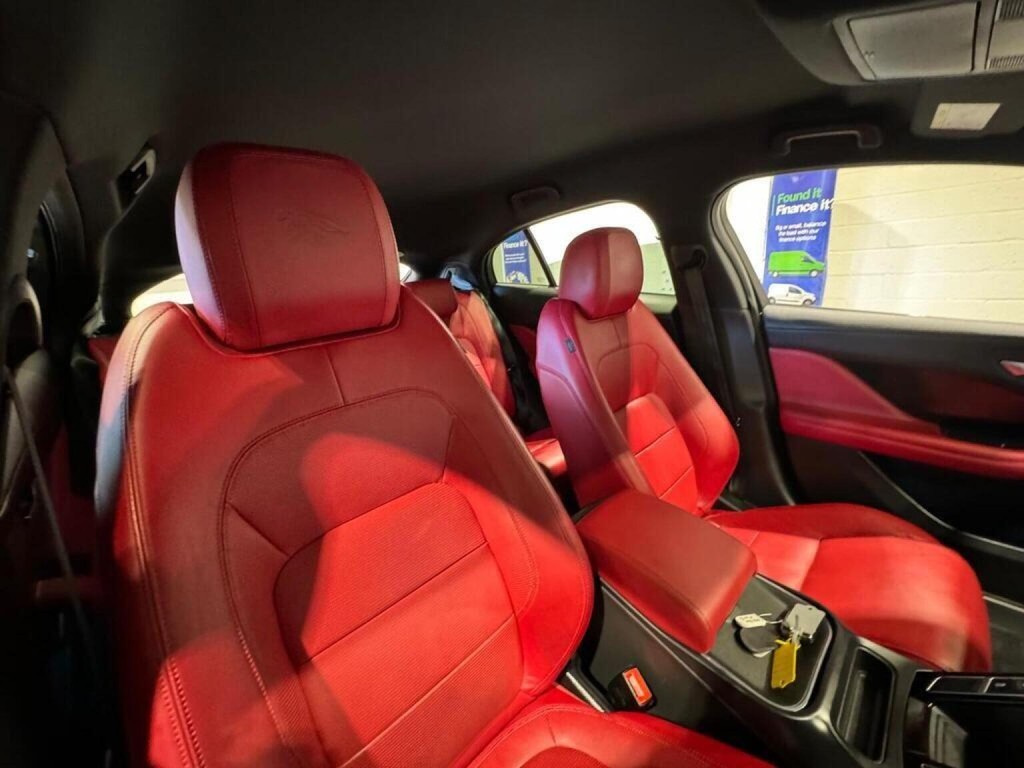JAGUAR I-Pace
