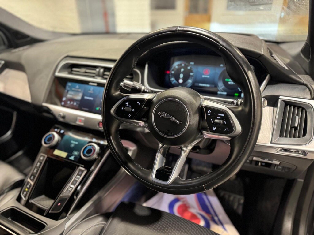 JAGUAR I-Pace