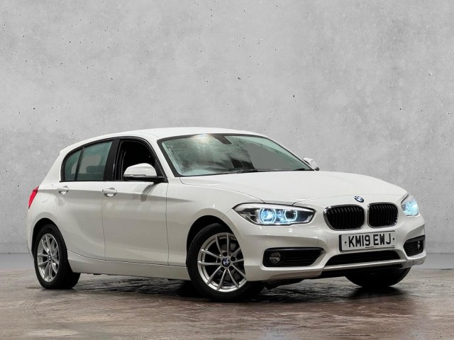 BMW 1 SERIES
