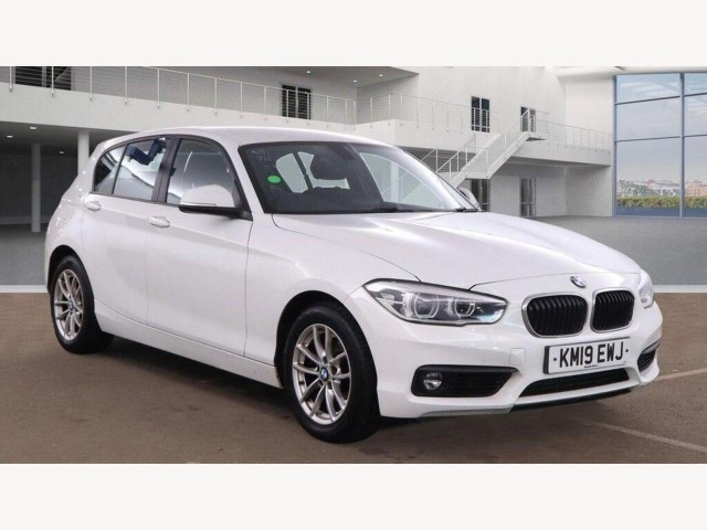 BMW 1 SERIES