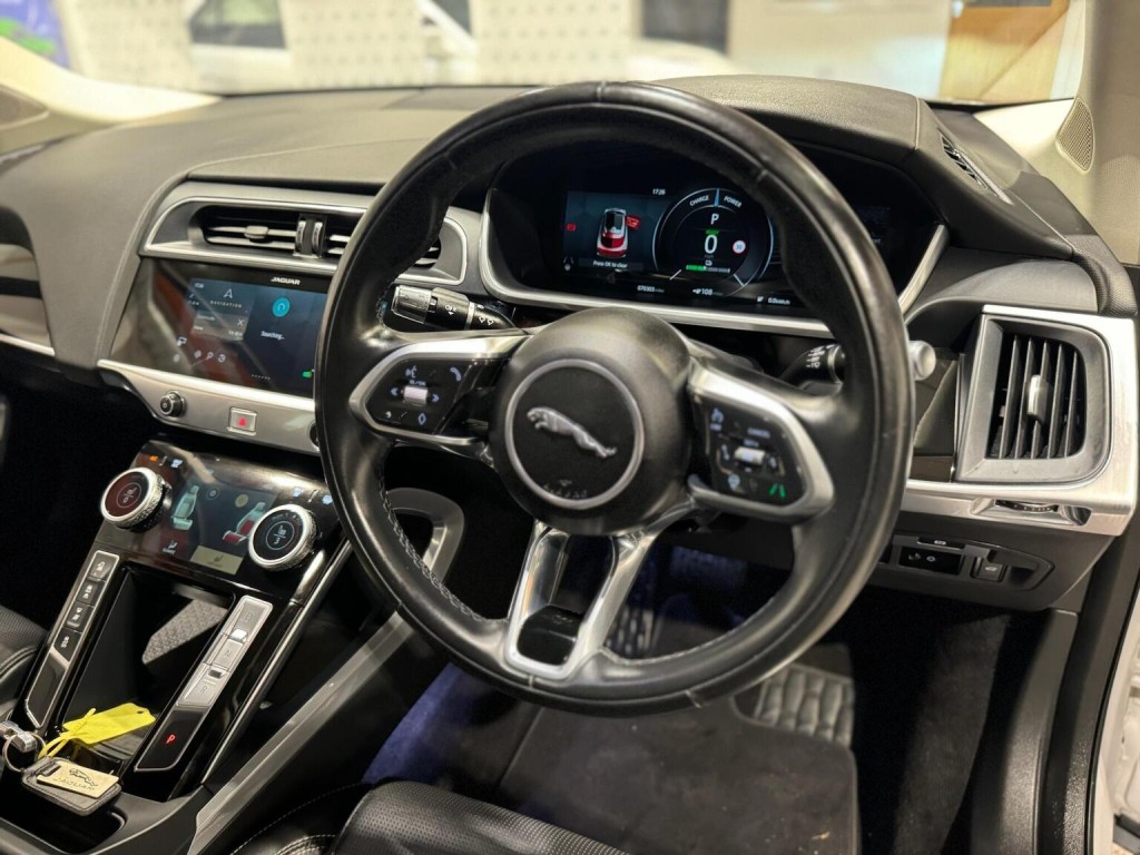 JAGUAR I-Pace