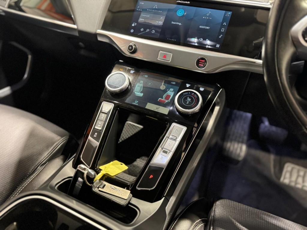 JAGUAR I-Pace
