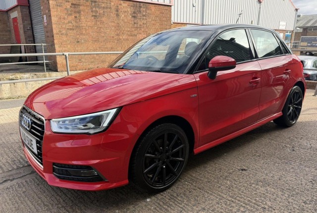 AUDI A1