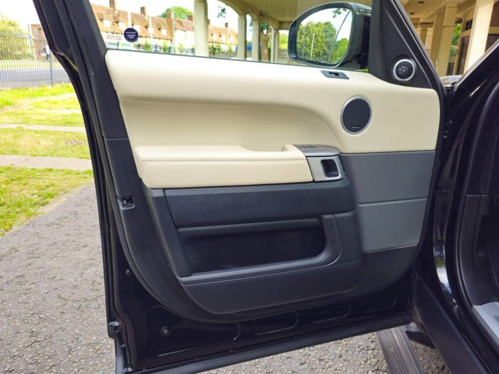 LAND ROVER RANGE ROVER SPORT