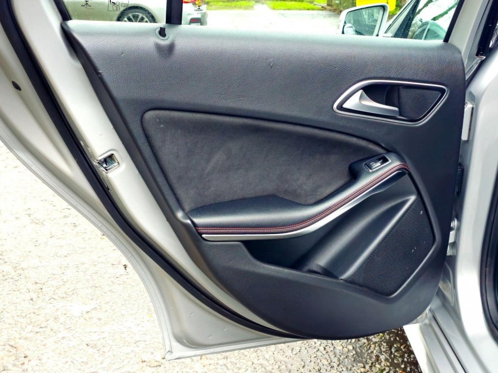 MERCEDES-BENZ A CLASS