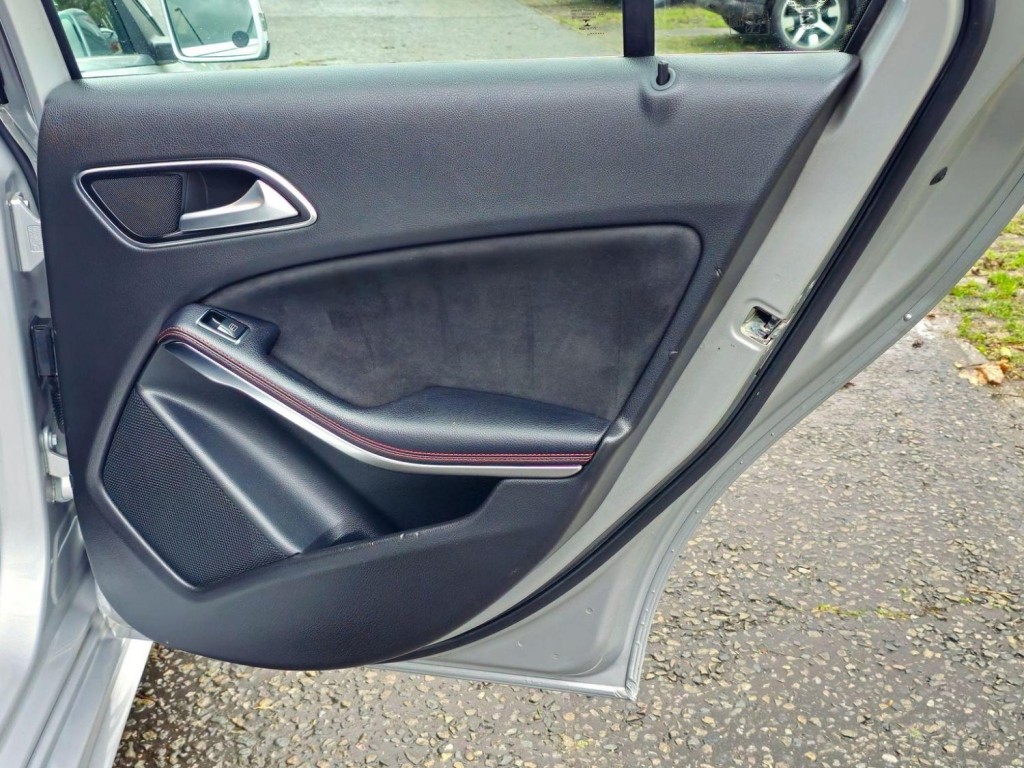 MERCEDES-BENZ A CLASS