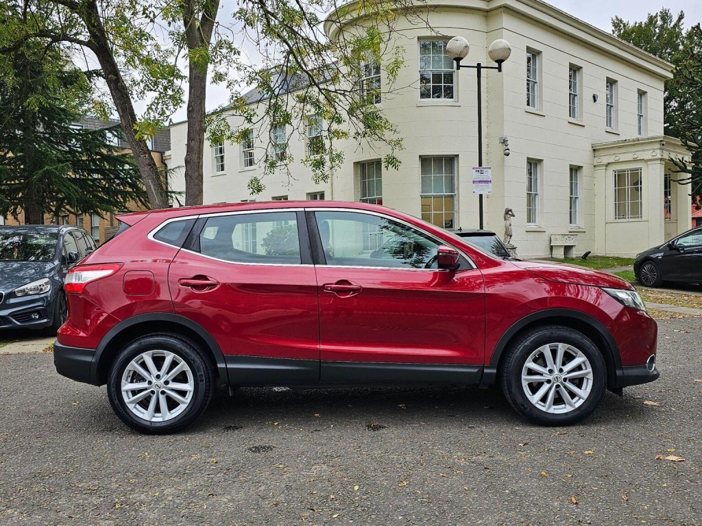 NISSAN QASHQAI