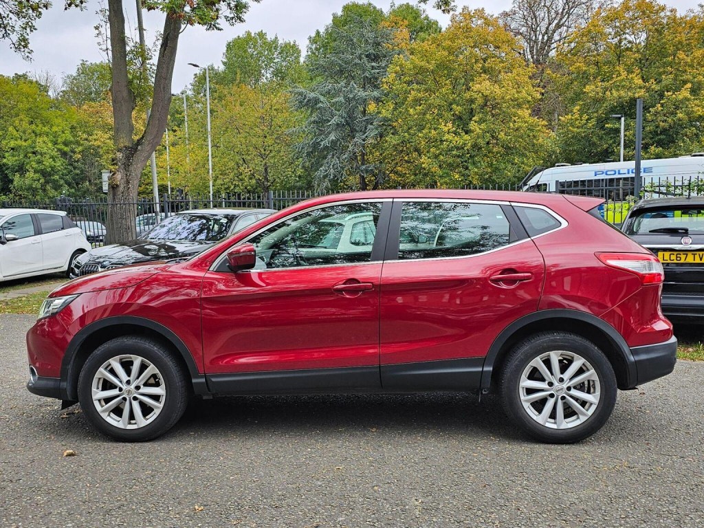 NISSAN QASHQAI