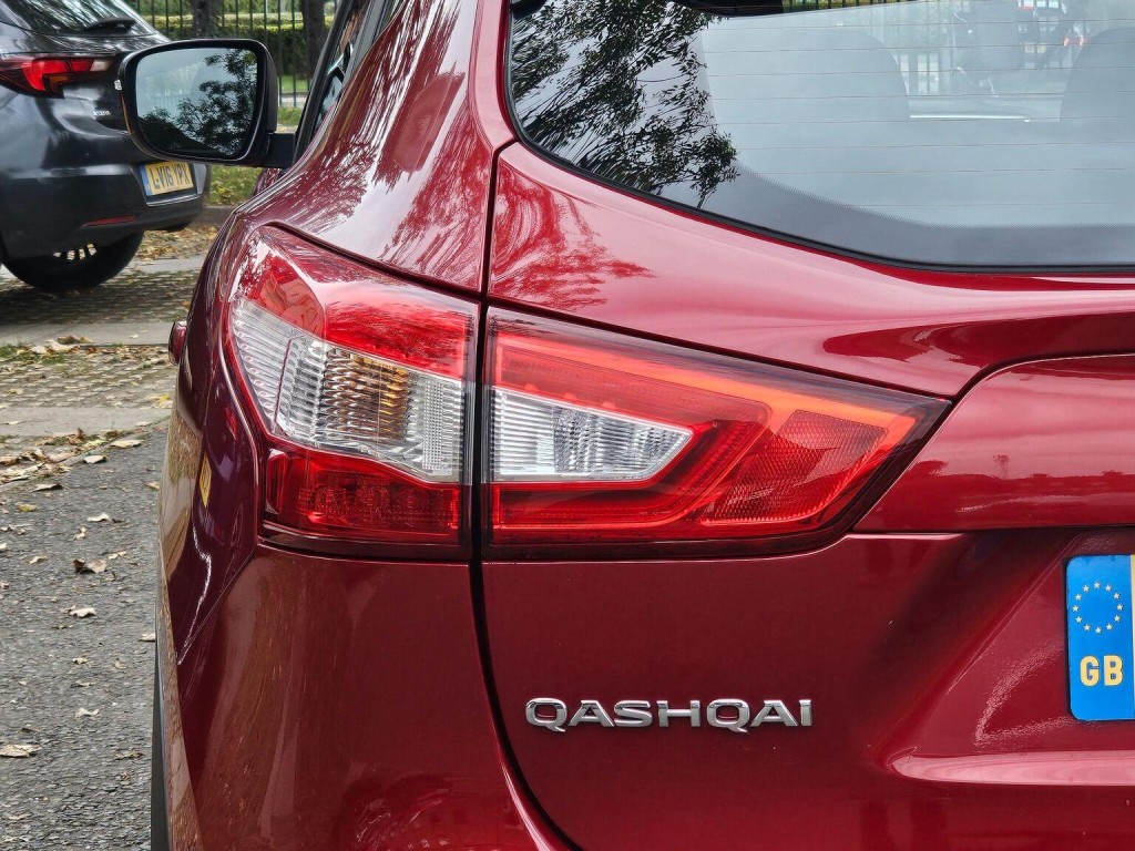 NISSAN QASHQAI
