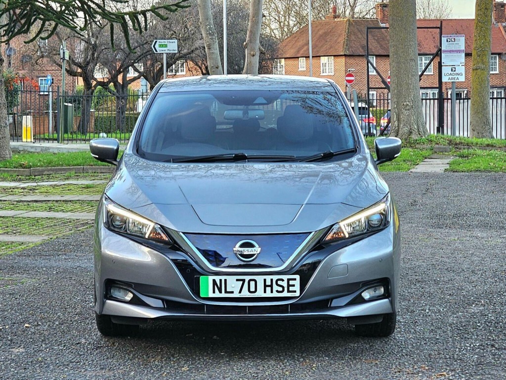 NISSAN LEAF