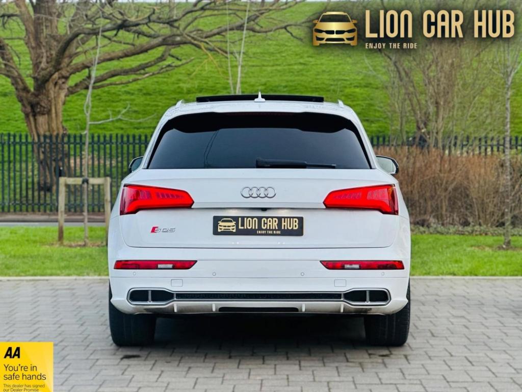 AUDI SQ5