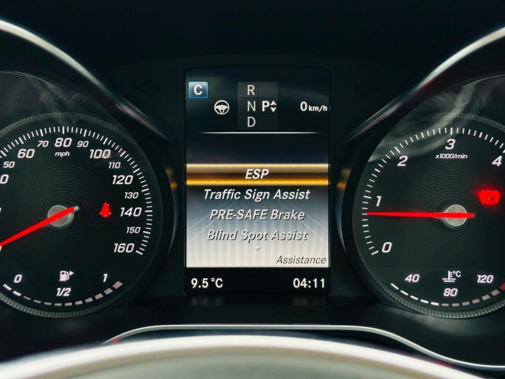 MERCEDES-BENZ C CLASS