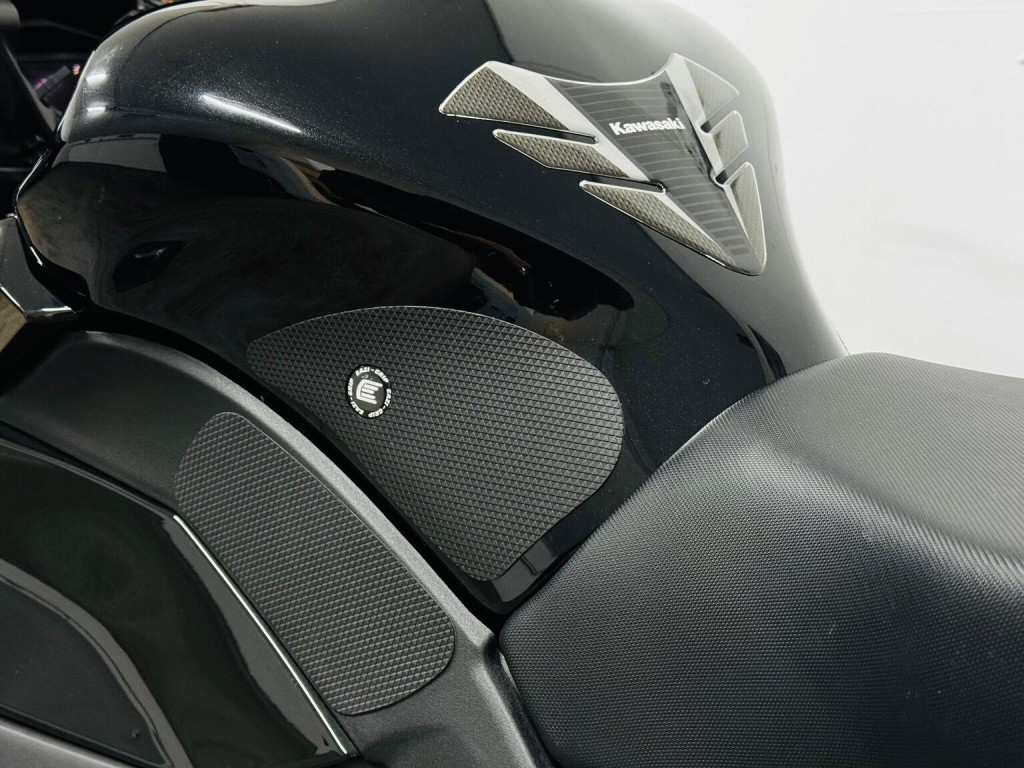 KAWASAKI NINJA 1000SX